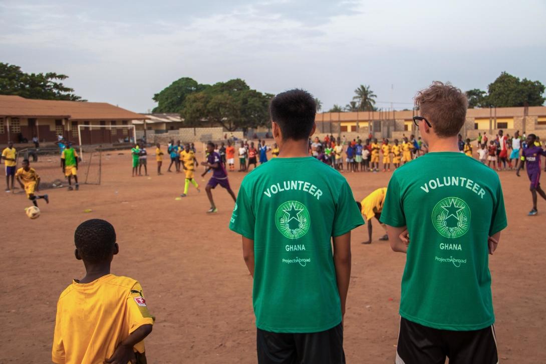 Chantier humanitaire Football au Ghana - séance d'entrainement Chantier humanitaire Football au Ghana - séance d'entrainement